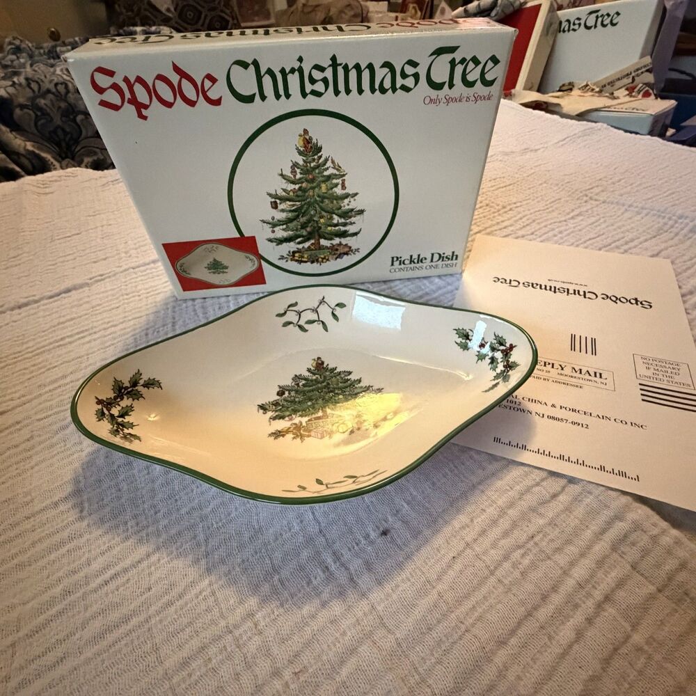 Spode Christmas Tree Pickle Dish Made in England